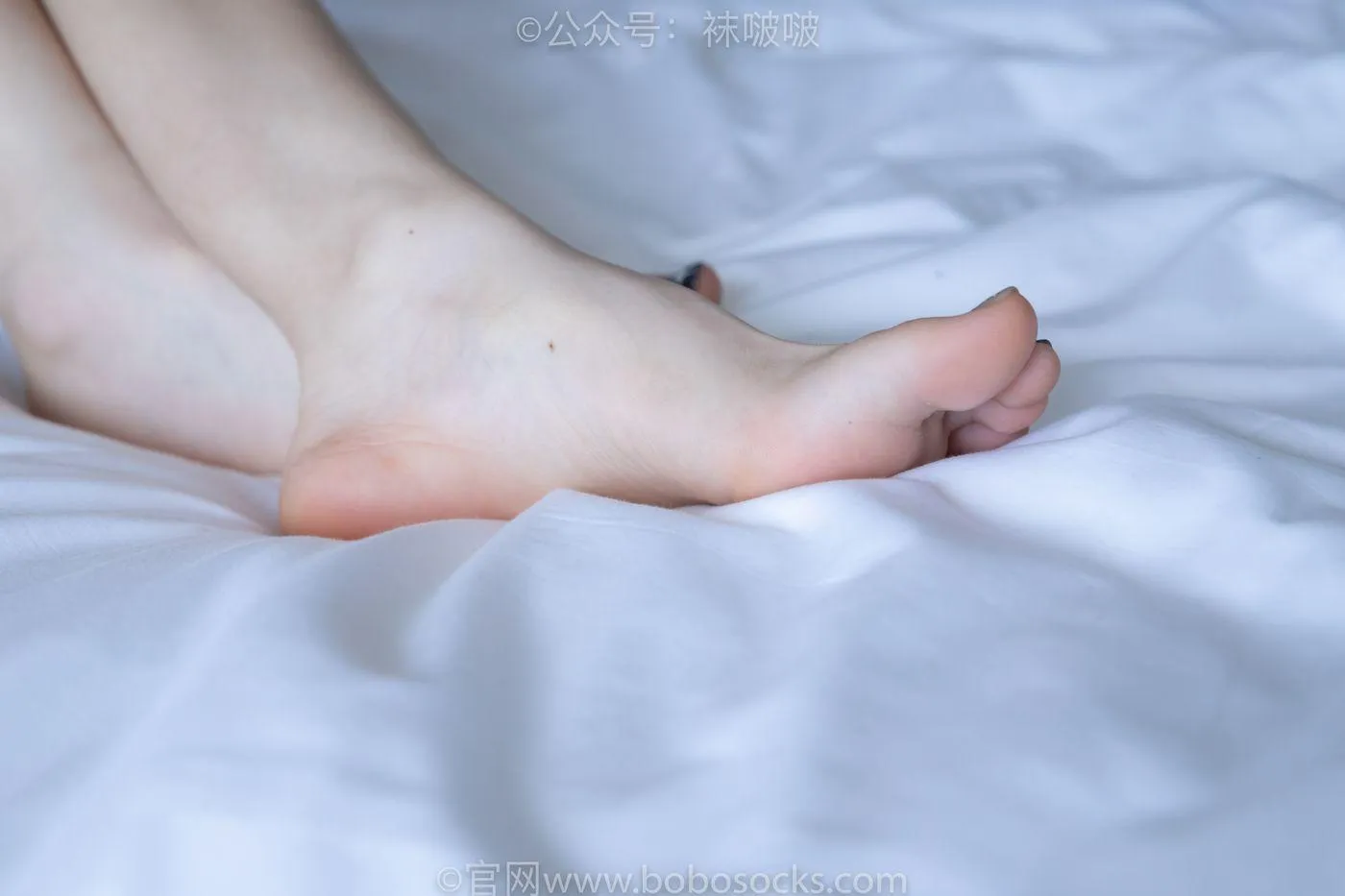 [BoBoSocks袜啵啵]NO.009 果冻-耐克板鞋、白棉袜、裸足 [130P]插图